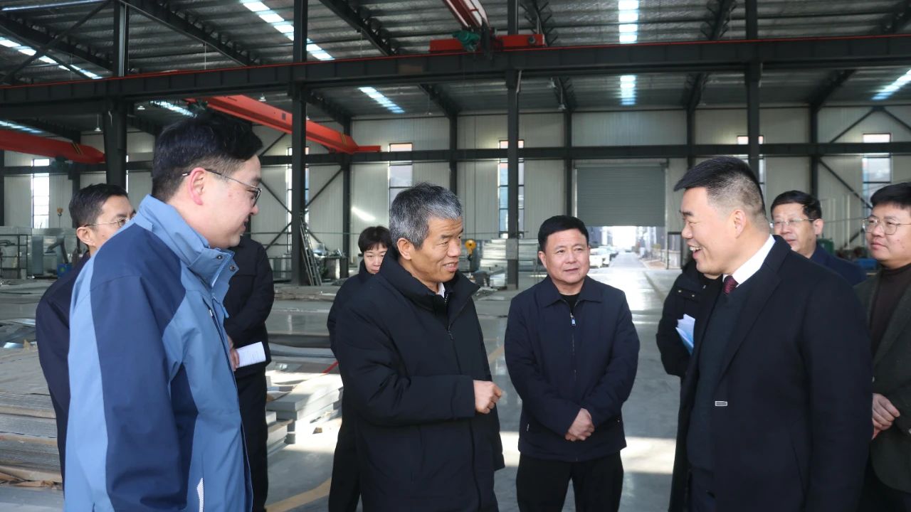 安阳市常委、滑县县委书记李明东一行调研四通集团